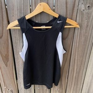 Nike FitDry athletic Activewear tank top Sz S